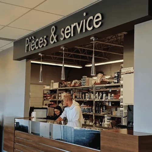 Pièces et service